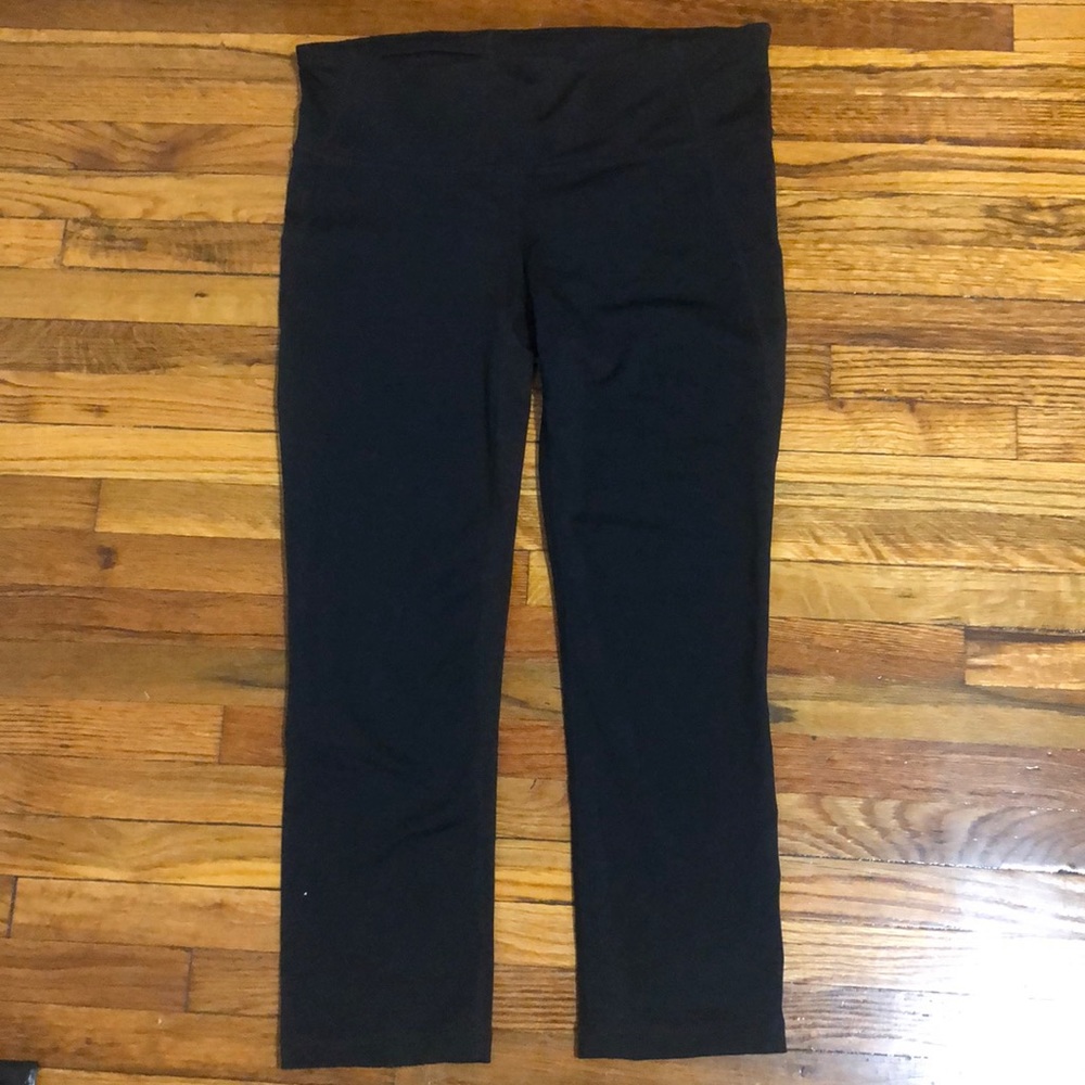 GAP FIT CAPRI LEGGINGS BLACK SIZE SMALL